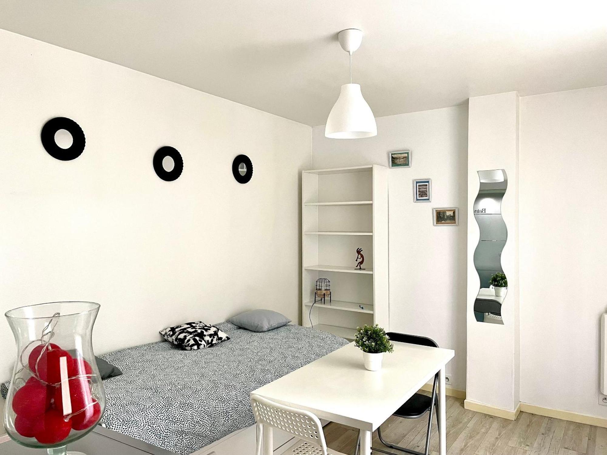 Studio Moderne Le Perreux Sur Marne 17M² Zewnętrze zdjęcie